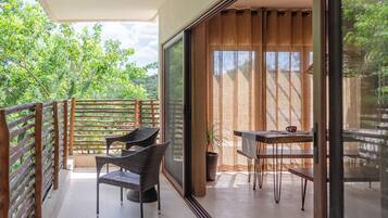 Deluxe Apartment, Patio | Balcony