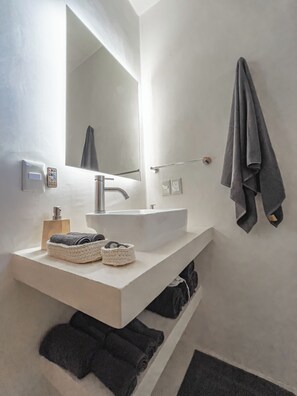 Apartamento luxo, varanda | Banheiro