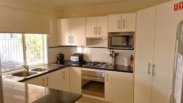 Microwave, dishwasher