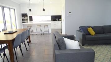 Fernseher, DVD-Player