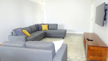 Fernseher, DVD-Player