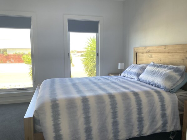 4 bedrooms, iron/ironing board, free WiFi