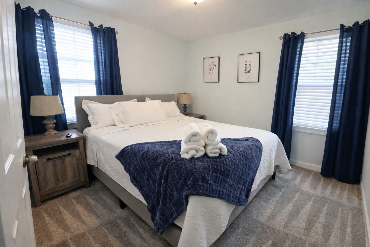 3 bedrooms, in-room safe, free WiFi, bed sheets