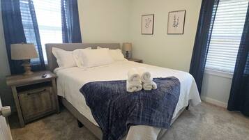 3 bedrooms, in-room safe, free WiFi, bed sheets