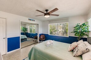3 habitaciones, tabla de planchar con plancha, cuna de viaje y wifi