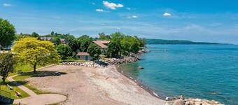 Winter retreat in Meaford/Near Blue Mountain