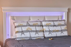 3 bedrooms, desk, iron/ironing board, travel cot