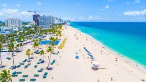 Beach towels - Beautiful Oasis in Fort Lauderdale (Davie)