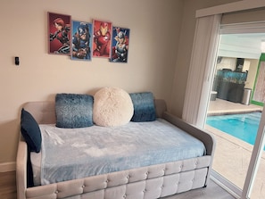 Interior - Beautiful Oasis in Fort Lauderdale (Davie)