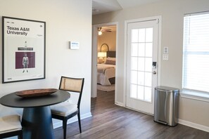 Dining - Cozy Home - Heart of Aggieland, 3 BR/2BA, 5Beds (College Station)