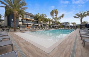 Outdoor pool, a heated pool