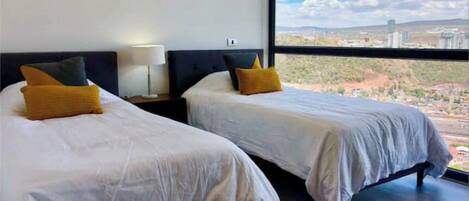 2 bedrooms, desk, iron/ironing board, WiFi