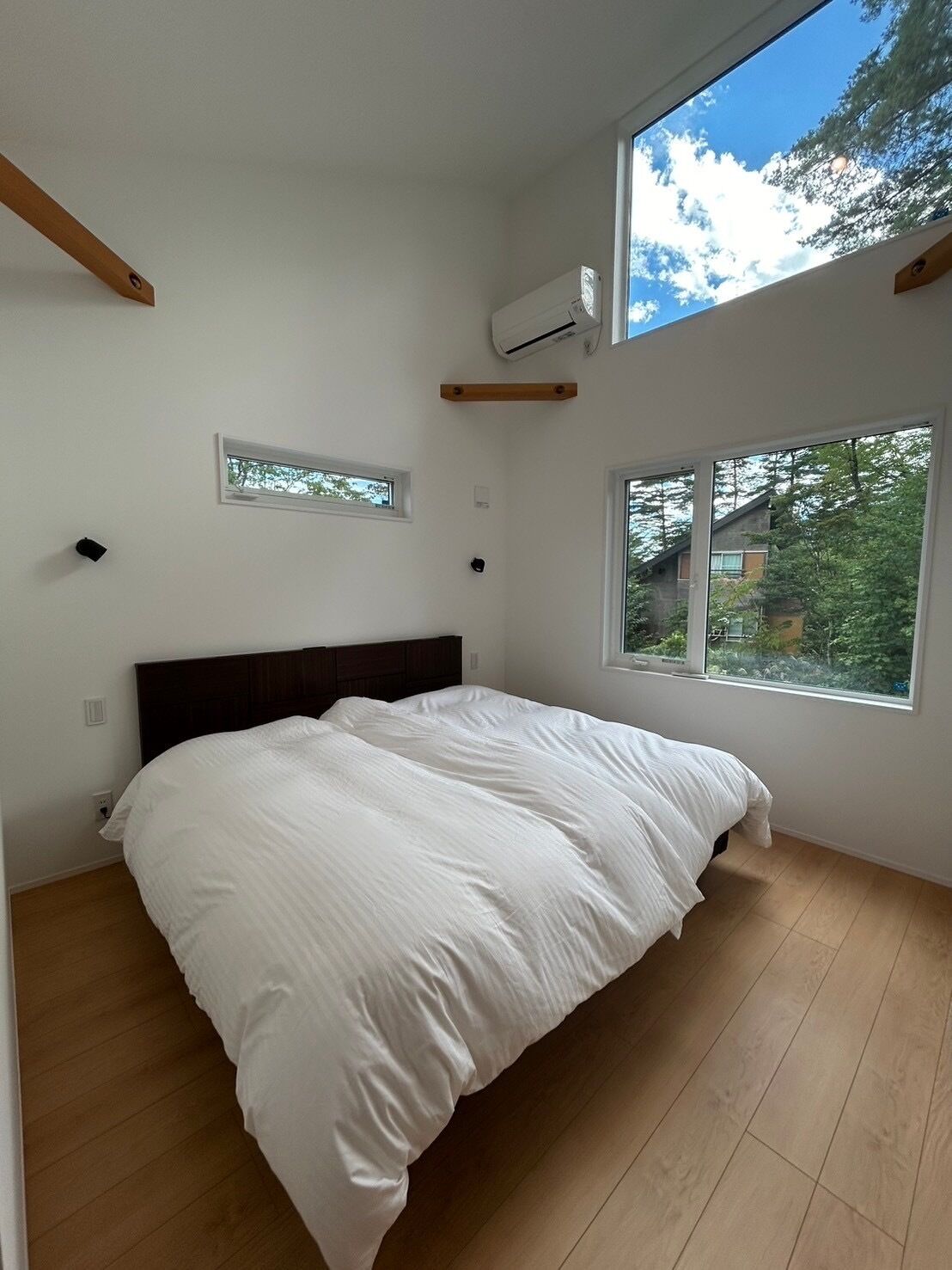 3 bedrooms, WiFi, bed sheets