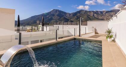 BANDERAS & SPA NORA HIDROMASSAGE+JACUZZI (CAMINITO DEL REY/MASSAGE ON REQUEST)