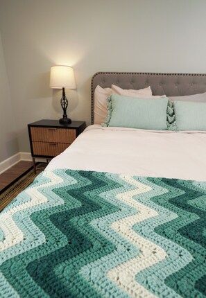 5 bedrooms, free WiFi, bed sheets