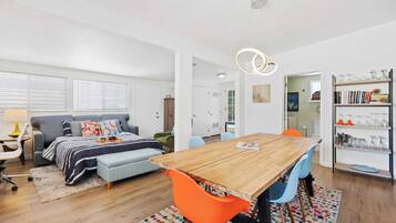 2 bedrooms, individually decorated, individually furnished, desk