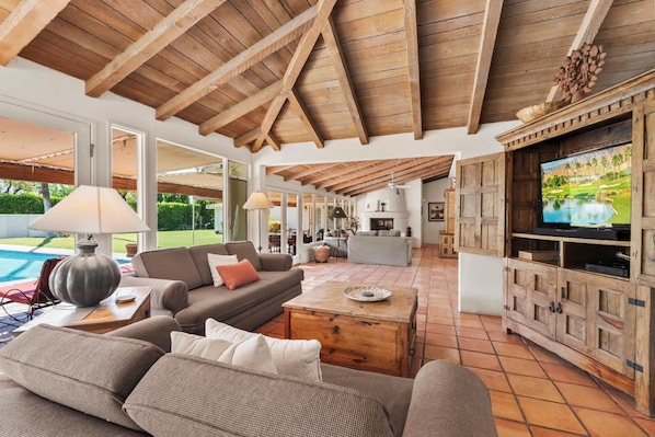 House, Multiple Beds, Pool Access, Mountain View (San Jacinto Villa) | Living area | 42-inch flat-screen TV with digital channels