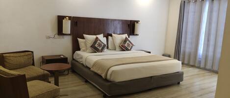 9 bedrooms, free WiFi, wheelchair access