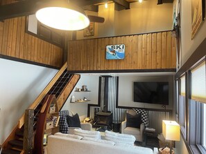 TV connectée, cheminée