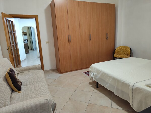 2 Schlafzimmer, Bügeleisen/Bügelbrett, kostenloses WLAN, Bettwäsche