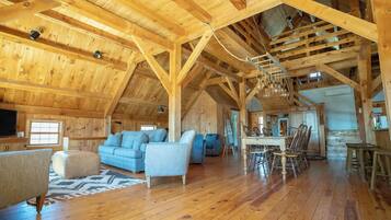 TV connectée, cheminée