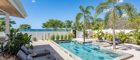 Alberca al aire libre