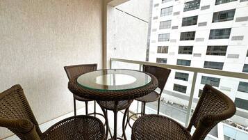 Apartamento | Opções para refeição ao ar livre