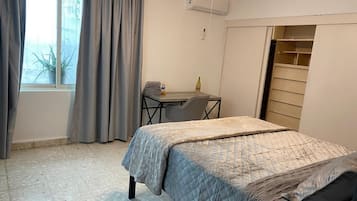 4 chambres, fer et planche à repasser, Wi-Fi, draps fournis