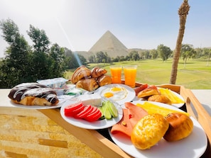Terrace/patio - Golden Glamour Pyramids View (Giza)