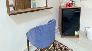 In-room safe, blackout drapes, soundproofing, WiFi (free) - Golden Glamour Pyramids View (Giza)
