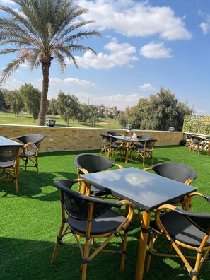 Terrace/patio - Golden Glamour Pyramids View (Giza)