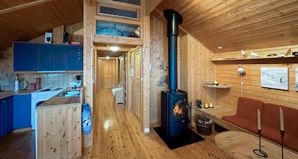 3 bedroom cozy home in Tjørhom