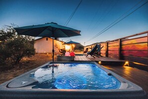 Terrace/patio - Casa De Colores w/ Arcade, hot tub + more - J Tree

 (Joshua Tree)