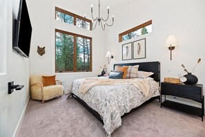 3 Schlafzimmer, Bügeleisen/Bügelbrett, WLAN, Bettwäsche