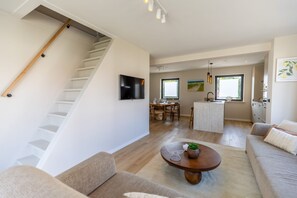 Lägenhet - tillgänglighetsanpassat | 3 sovrum, skrivbord och internet