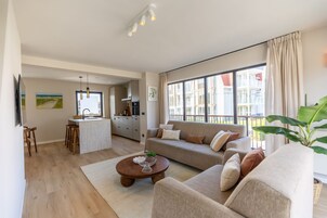 Apartment, Accessible | 3 bedrooms, desk, Internet