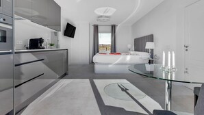Room - BANDERAS & SPA STUDIO HYDROMASSAGE+JACUZZI (CAMINITO DEL REY/OPTIONAL MASSAGE) (Carratraca)