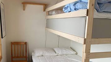 Nhà | 3 phòng ngủ, trang bị nội thất với thiết kế riêng biệt