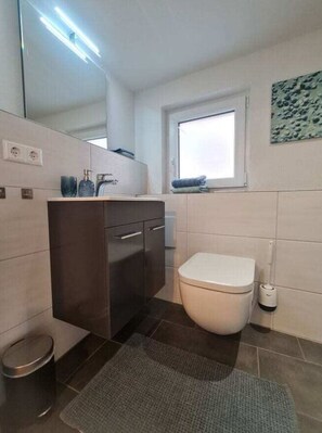 Bathroom - on the Avenue Comfortable Holiday Residence (Waldkirch)