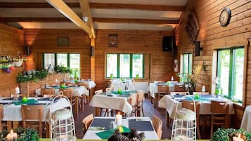 Chalet | Restaurantes