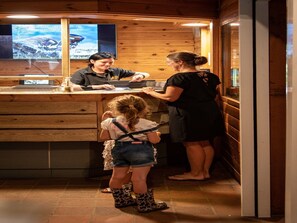 Chalet | Reception
