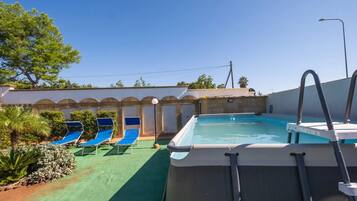 House, 1 Bedroom, Smoking, Garden View | Pool | Outdoor pool