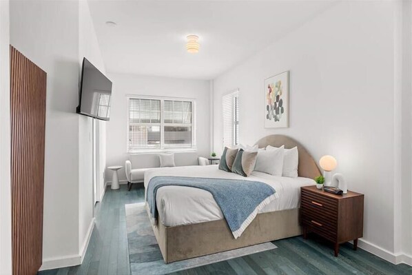 Desk, iron/ironing board, free WiFi, bed sheets - Ideal South Beach Studio nr Art Deco, Beaches & Parks (Miami)