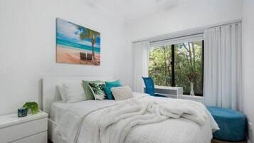 Apartment, 2 Bedrooms | 2 bedrooms, iron/ironing board, rollaway beds, free WiFi