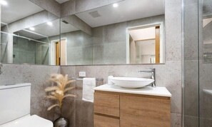 Apartment, 2 Bedrooms | Bathroom - Currumbin Escape 2 BDR Water Views (Currumbin)