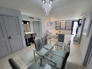 Interior - Experience luxury at Miami Beach's Alexander 817 a Spacious 3br (Miami Beach)