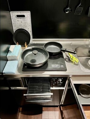Luxury Suite, City View | Private kitchen | Fridge, microwave, stovetop, rice cooker - COREHOTEL (Tokyo)