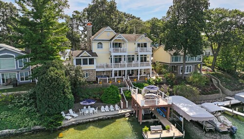 Green Lake Luxury Home with Deck Hot Tub Pier Sunset Views
