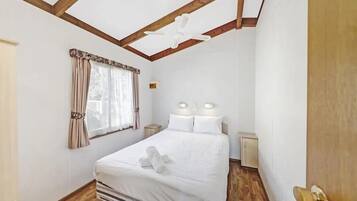 2 chambres, fer et planche Ă  repasser, Wi-Fi, draps fournis