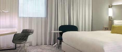 1 bedroom, in-room safe, desk, iron/ironing board